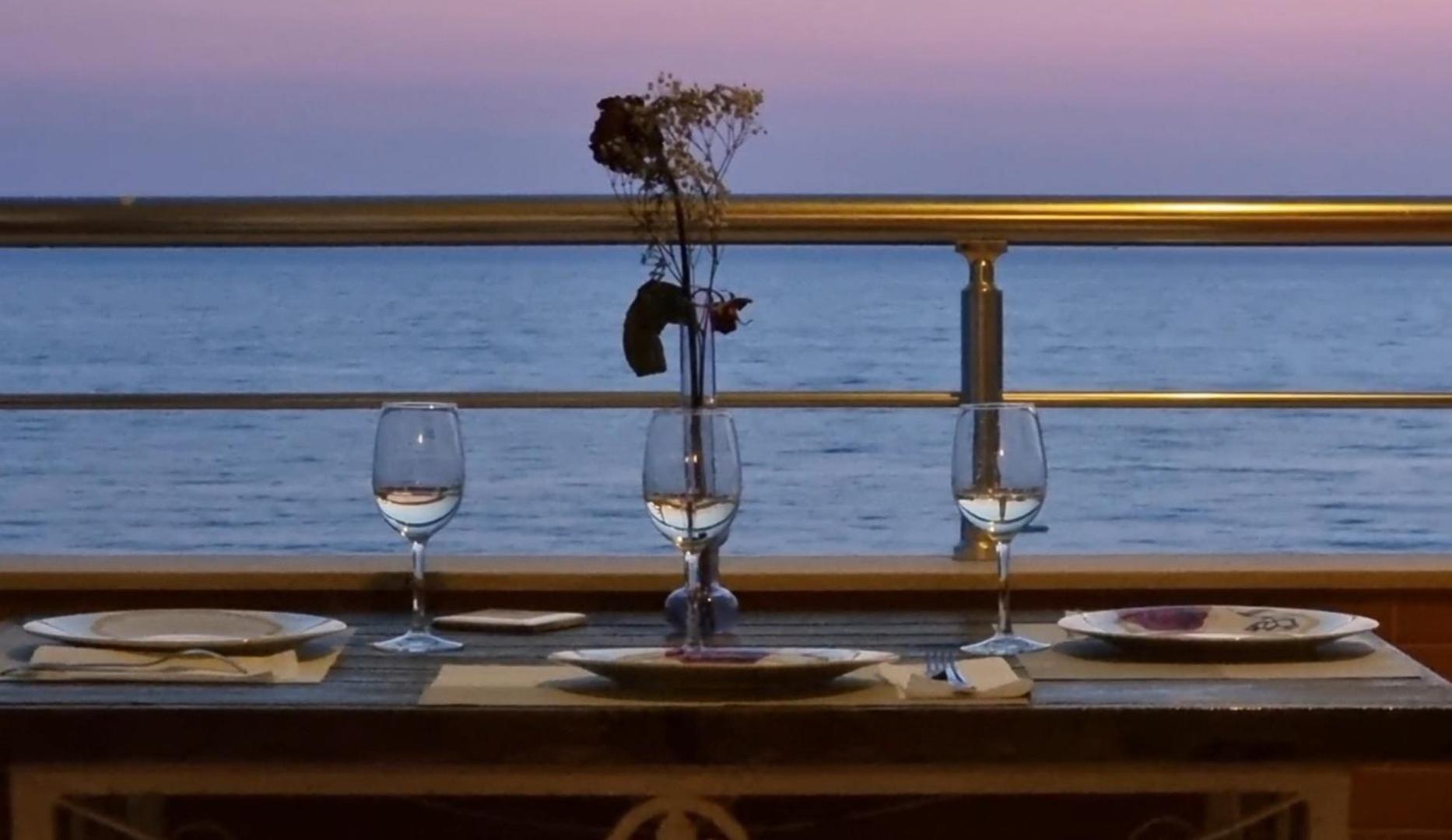 Sunset Seaview Apartment Durrës Zewnętrze zdjęcie